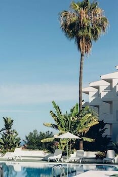 Route Active Hotel, Забронировать Отель Отели в центре Лос-Реалехос с завтраком, отели в центре Лос-Реалехос с завтраком