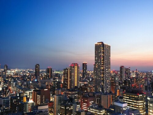 Apa Hotel ＆ Resort Midosuji Hommachi Eki Tower, Book Ferieresort Hoteller i Osaka Prefecture med pool, Swimmingpool