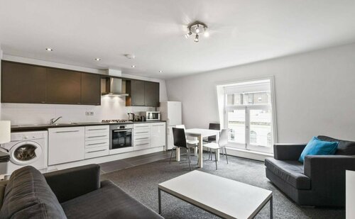 Inverness Place, Забронировать Отель Отели Лондона с парковкой, рядом с Улица Уэстбурн-Гроув, Парковка