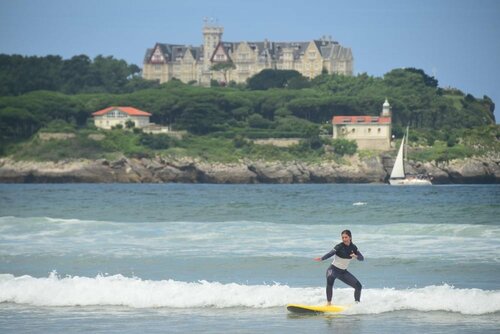 La Wave Surf House, Забронировать Отель Сомо Рибамонтан-аль-Мар
