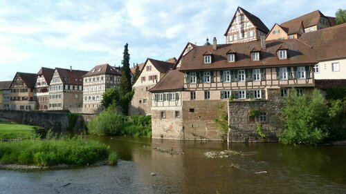 qubixx stadtmittehotel, Забронировать Отель Швебиш-Халль Swabian Forest, рядом с ehemalige Hospital zum Heiligen Geist