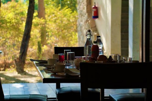 The Corbett Greens, Buchen Sie Hotel Bhakrakot 