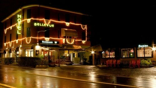 Hotel Bellevue, Забронировать Отель Отели провинции Болоньи с парковкой, Парковка
