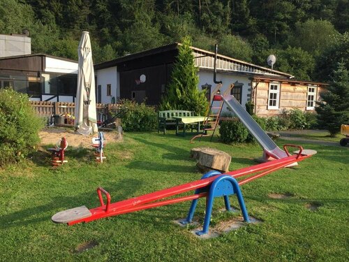 Gästehaus Schwarzenauer Mühle, Забронировать Отель Бад-Берлебург Rothaar Mountains