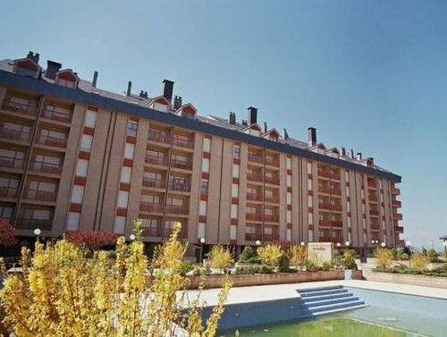 Altur 5 Jaca, Забронировать Отель Хака Канданчу