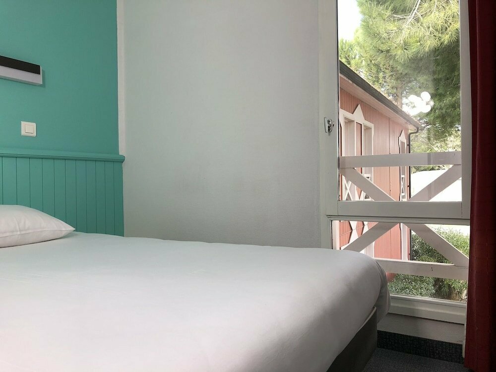 Halt Hotel