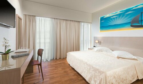 Alexandra City Hotel, Забронировать Отель Отели острова Коса с бассейном, рядом с Мечеть Лоджии, Бассейн