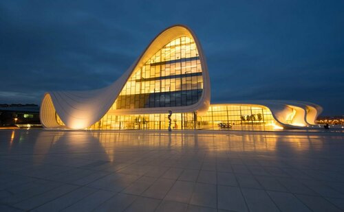 The Central Point Hotel Baku, Забронировать Отель Отели Баку с парковкой, рядом с Станция метро Нариман Нариманов, Парковка