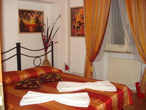 B&B Tropical, Забронировать Отель Рим Лацио, рядом с Репубблика — Театро-делль-Опера