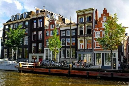 Stayokay Hostel Amsterdam Stadsdoelen, Забронировать Хостел Хостелы Амстердама, рядом с Старая церковь, Хостел