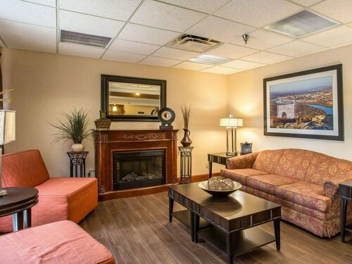 Comfort Inn Chattanooga Downtown Southside, Забронировать Отель Southside Чаттануга, рядом с Галерея Hart