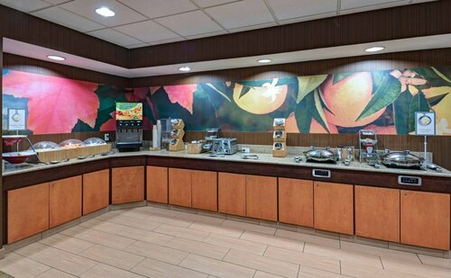 Fairfield Inn & Suites by Marriott Lawton, Забронировать Отель Лотон Оклахома