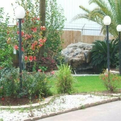 Scottish Inns  Suites East Tidwell, Book Hotel Hoteller i Houston med parkering, Parkering