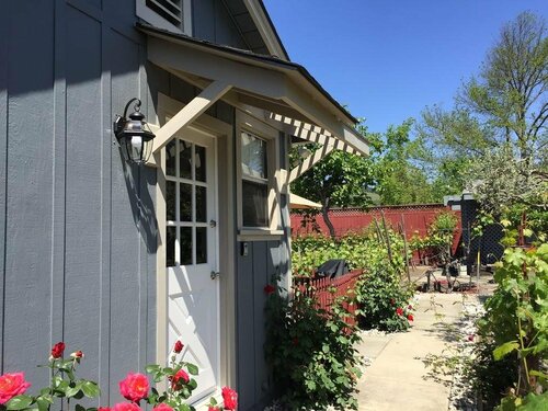Andrea's Hidden Cottage, Забронировать Дом для отпуска Сонома Wine Country - Northern California, рядом с Музей Depot Park Museum