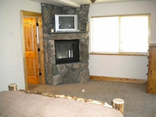 1637 Black Bart Court, Забронировать Дом для отпуска Отели South Lake Tahoe Area с парковкой, Парковка
