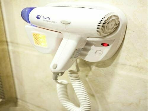Vienna Hotel Dongguan Hengli Zhongshan Road, Prenota Hotel Hotel 4 stelle a Hengli, 4*