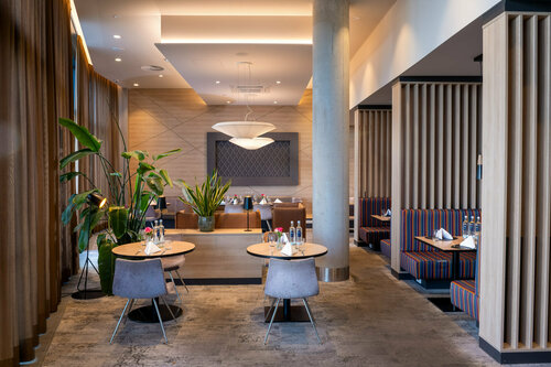 Holiday Inn Frankfurt Airport by IHG, Забронировать Отель Франкфурт-на-Майне земля Гессен