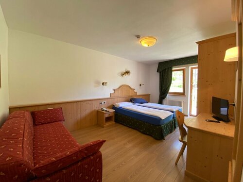 Hotel La Montanina, Забронировать Отель СПА-отели Чиветта, SPA-услуги