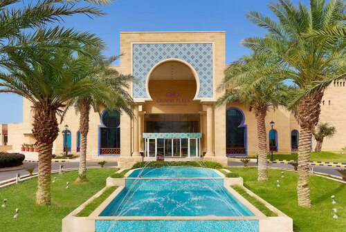 Crowne Plaza Jordan Dead Sea Resort & Spa, Book Ferieresort Resorthoteller i Amman, Ferieresort
