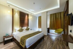 Treebo Trend Stylotel By Jagdish, Забронировать Отель Отели штата Карнатаки с парковкой, Парковка