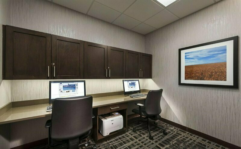 Hampton Inn & Suites by Hilton Airdrie