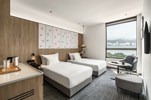 Crowne Plaza Penang Straits City by IHG, Book Hotel Hoteller i Pulau Pinang med pool, Swimmingpool