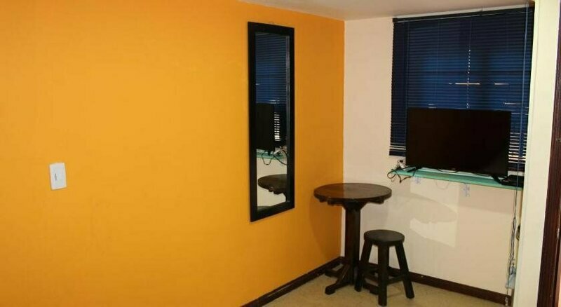 El Pit Hostel