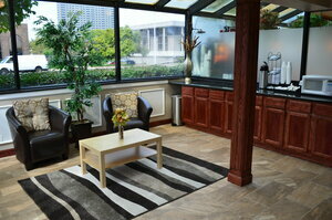 Rivertown Inn & Suites