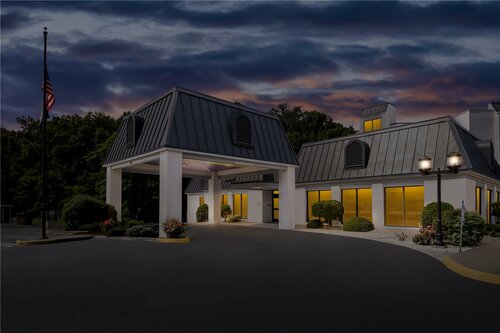 Best Western Staunton Inn, Prenota Hotel Virginia Stati Uniti