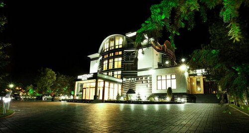 Prezident Hotel, Rezervați Hotel Hoteluri în Chişinău cu mic dejun, Mic dejun