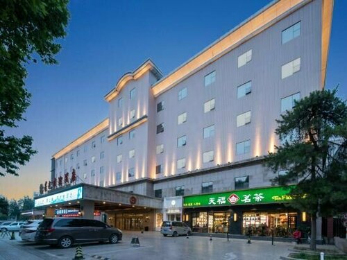 Starlight International Hotel, Book Hotel Hotels in Hebei with a Pool, Swimming Pool