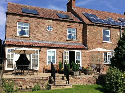 Hazelwood Farm B&B, Book Landbrugsophold Gårdophold i Merseyside, Landbrugsophold