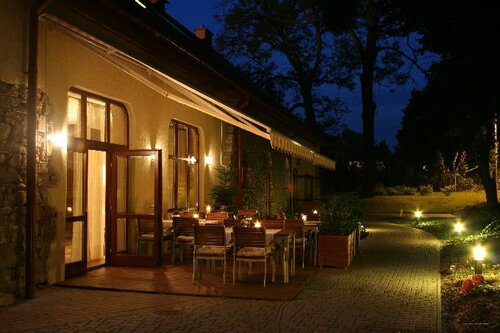 Park Hotel & Fitness Club Rzeszów, Забронировать Отель Жешув 