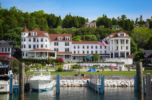Island House Hotel, Buchen Sie Hotel Mackinac Island Michigan