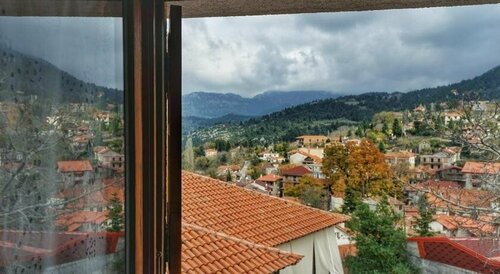 To Balcony tis Agorianis, Book Hotel Itea Fokida