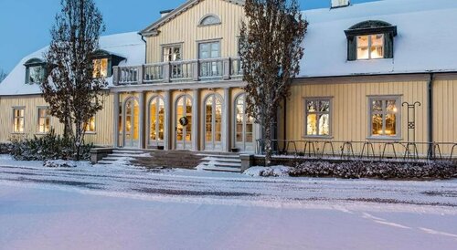 Munkedals Herrgård, Забронировать Отель Отели Bohuslan с парковкой, Парковка