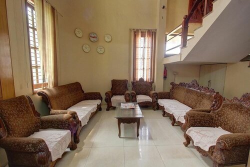 Hotel Rajsangam International, Varaa Hotelli Badami Bangalore