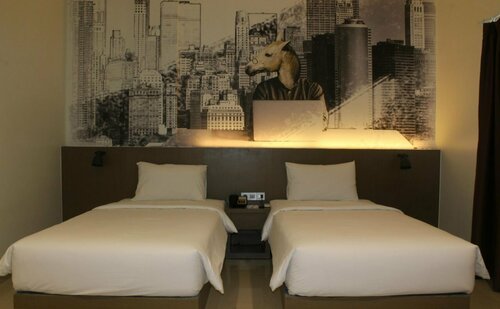 Opi Indah Hotel, Varaa Hotelli Palembang Sumatra