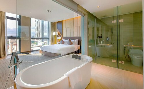 New Orient Hotel Da Nang, Забронировать Отель Annicco 