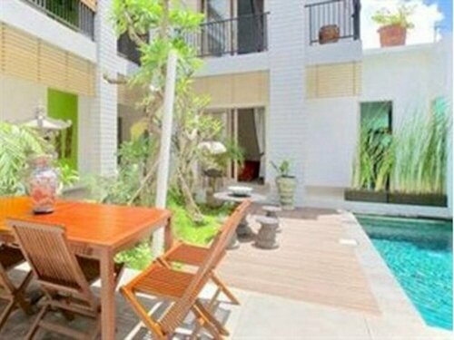 D'joemah Nadja Homestay by RedDoorz, Забронировать Отель Отели провинции Бали 3 звезды, 3*