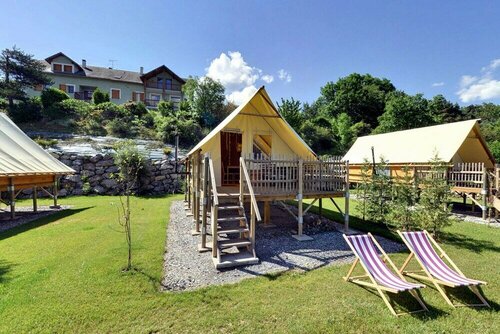Camping la ferme Décou'Verte, Rezervasyon Kamp Alanı Baratier Lac de Serre-Ponçon
