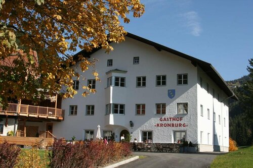 Gasthof Kronburg, Book Hotel Zams Inntal