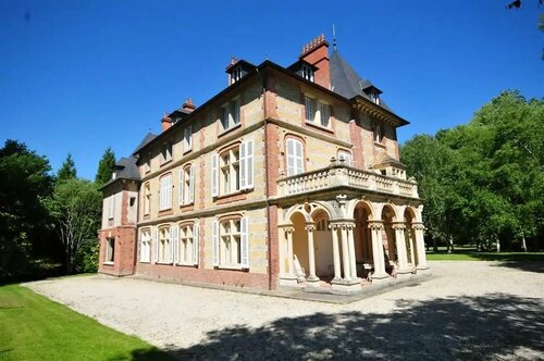 Château De La Bribourdière, Varaa Hotelli Putot-en-Auge Ranska