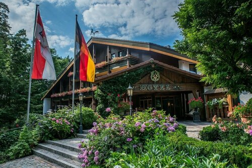 Waldgasthof am Letten, Забронировать Отель Отели Баварии с парковкой, Парковка