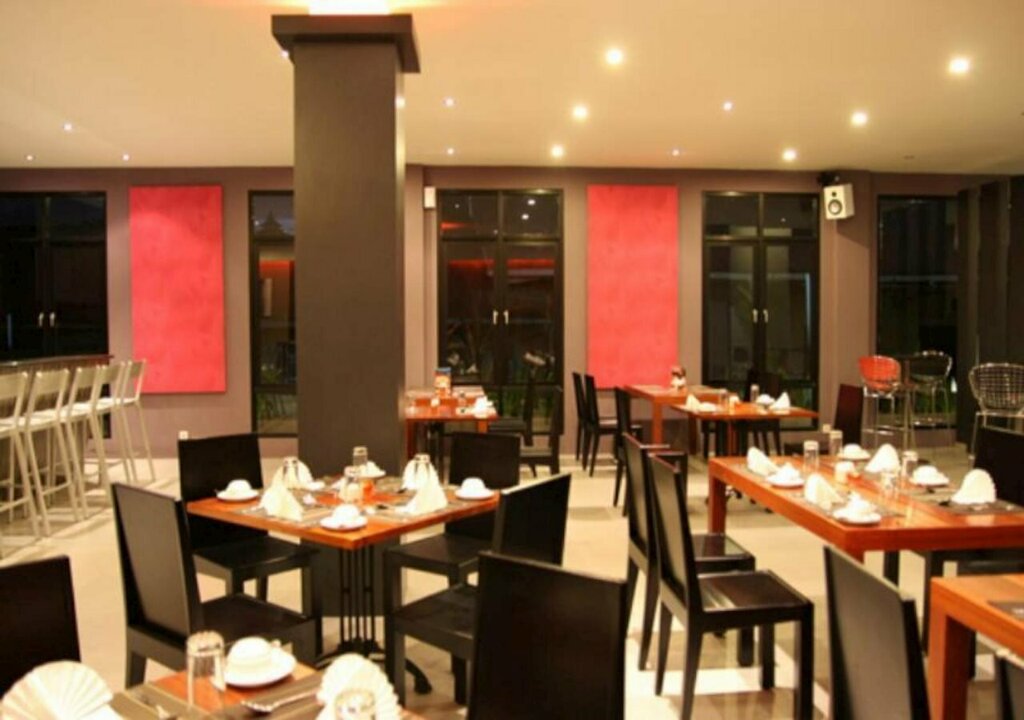 Plan B Hotel