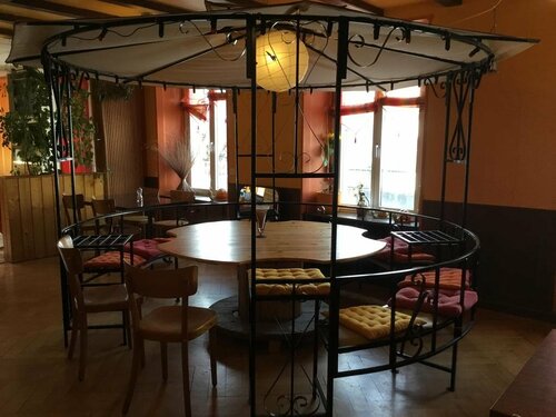 Chambres dHotes Le Passiflore, Забронировать Отель Отели Ле-Локль с парковкой, Парковка