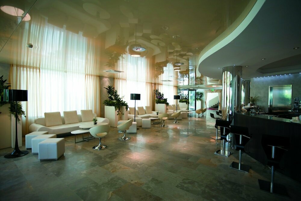 Hotel Premier & Suites
