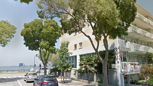 Hotel Capri, Book Hotel Grado 