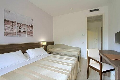 Hotel Michelangelo, Забронировать Отель Отели Червия с питанием, Пансион