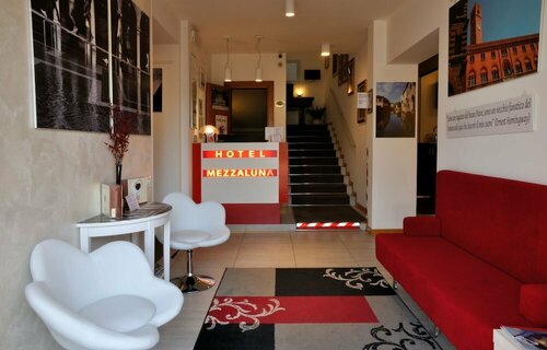 Hotel Mezzaluna, Prenota Hotel Treviso 